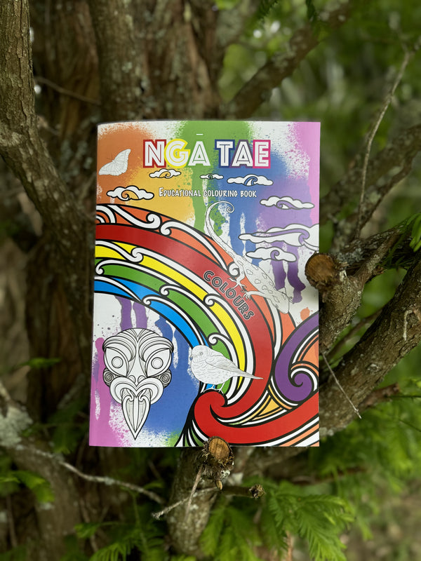 Ngā Tae (Colours) – Colouring Book